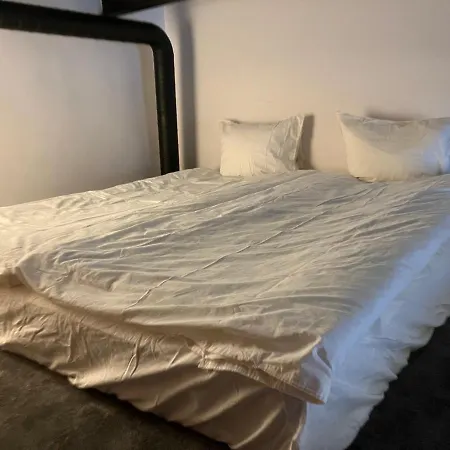 Daire Cozy Flat Old Town Close To Main Square *